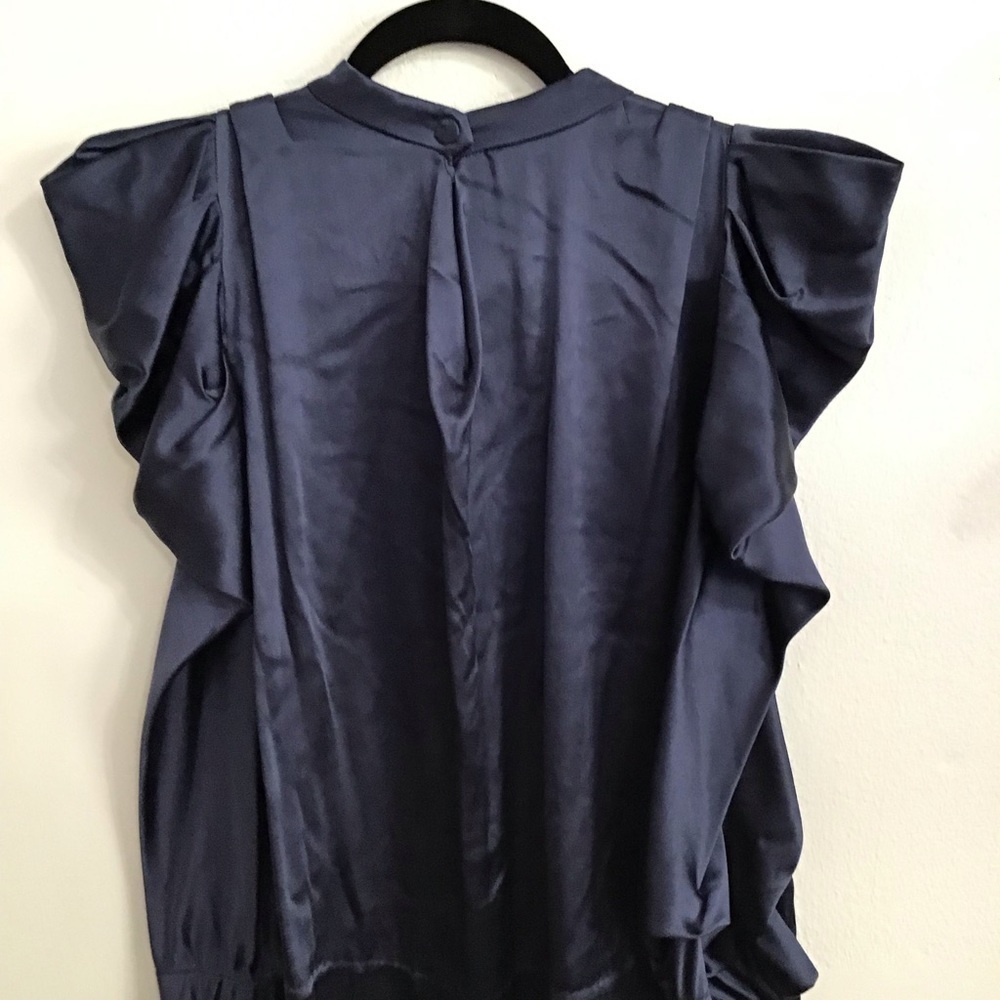 Marlene Burger’s darling Navy blue 92% silk long sleeve crop top size S - Picture 4 of 4